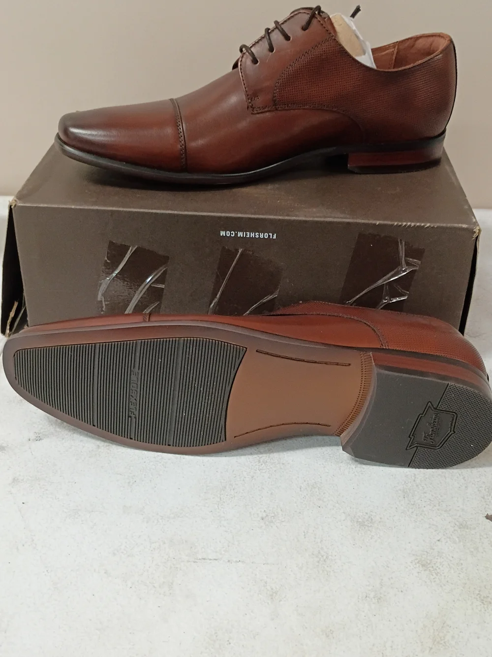 Florsheim Men's Chestnut Brown Cap-Toe Lace-Up Oxfords